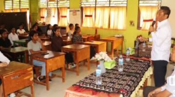 Bangun Mimpi dari Pulau Selatan: Bupati Paulus Henuk Antar 20 Putra-Putri Rote Ndao Raih Pendidikan Berkualitas Lewat Program ADEM 2026