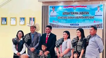 Lepas dengan Hormat, Hargai Pengabdian: Bupati Paulus Henuk Tegaskan Purna Bakti adalah Warisan Keteladanan