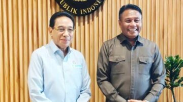 Dari Ruang Kemenkes ke Tanah Leluhur: Paulus Henuk Bawa Semangat Rote Mengajar Menjemput Inspirasi dari Putra Rote