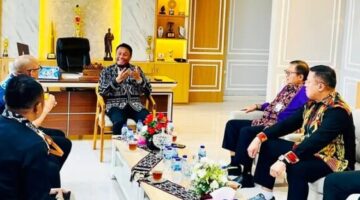 Bupati Paulus Henuk Dorong Penguatan Literasi Keuangan untuk Masyarakat Rote Ndao